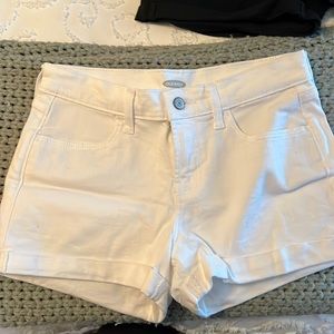 Old navy mid rise white shorts. Size 2